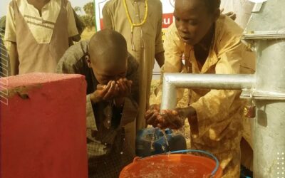 Drilling a well in Mali