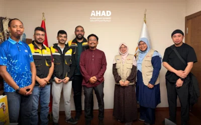 وَفدٌ ماليزي يَزور مقر الحياة لأفريقيا لبحث تعزيز التعاون الإنساني